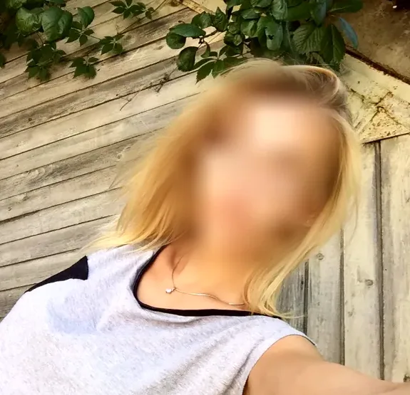 Nawal, 34 anni